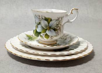 Royal Albert "Trillium" Filiżanka Zestaw deserowy ANGLIA
