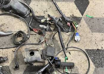 Sprzedam części Yamaha Neos 50cc 05r