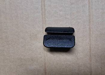 Spinka mocowanie wygłuszenia 867863849A VW Audi Seat Skoda