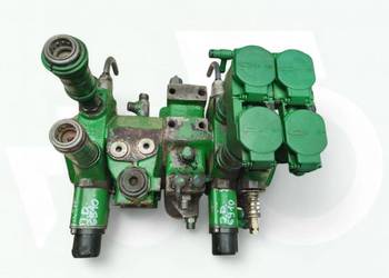 Rozdzielacz hydrauliczny AL75841 110162 John Deere 6810