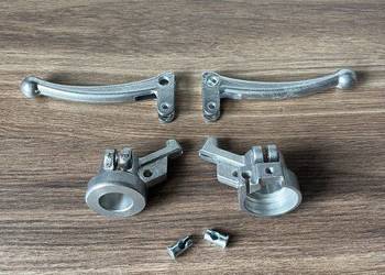 NOWY POLSKI KOMPLET DŹWIGNIA KORPUS KIEROWNICY MOTORYNKA KOMAR ROMET