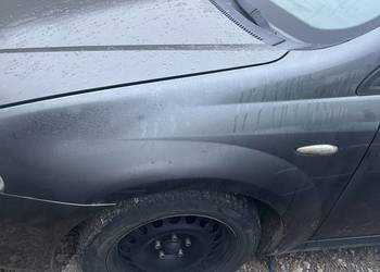 błotnik prawy lewy Fiat Croma II przedlift kolor 284a