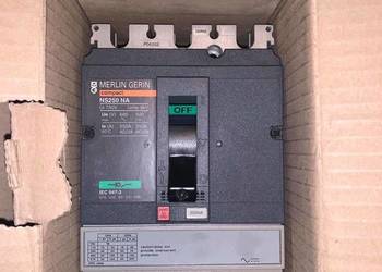 MERLIN GERIN NS250 NA