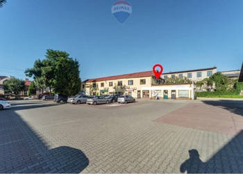 Lokale handlowe i działka w centrum Andrychowa