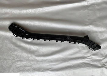 TOYOTA AURIS II KOMBI ŚLIZG ZDERZAKA PRAWY TYŁ