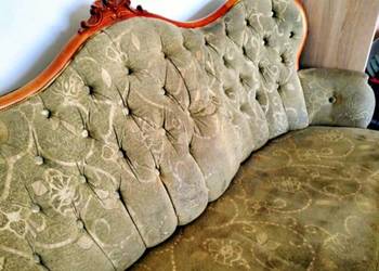 Ludwikowski styl, sofa do renowacji.