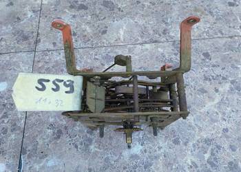 559 Mechanizm starego zegara ściennego Junghans