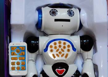 Interaktywny A.I Robot Zdalnie Sterowany Pilotem i Aplikacją