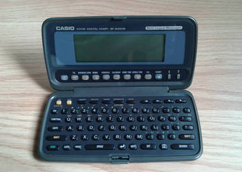 Elektroniczny notes menadzerski typ CASIO SF-8350R