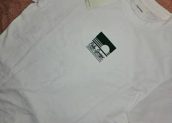RESERVED nowa z metką Koszulka bluzka tshirt Materiał Strukturalny, grubszy