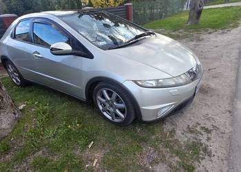 Honda Civic 1.8b ufo
