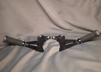 VICTORY JUDGE LEWY PRAWY PODNÓŻEK PODEST SET GUMA