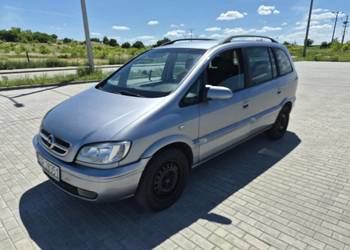 ZAFIRA Z GAZEM 2003r