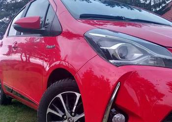 Toyota Yaris III lift hybryda 2018