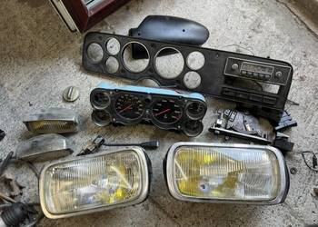Zestaw części Ford Capri MK2 / MK3 (Licznik, deska, reflektory, radio)