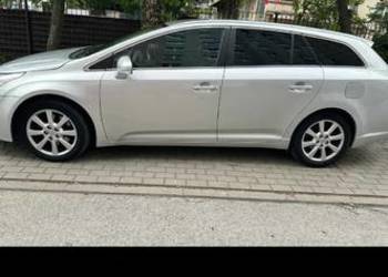Toyota avensis 2,2 diesel 2009 rok