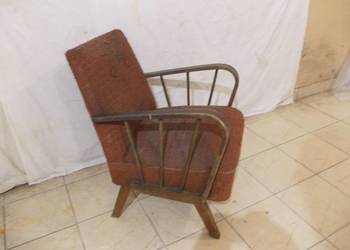 Stary fotel szczebelkowy PRL vintage lata 60 do renowacji