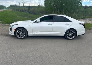 Cadillac c4 wersja sport napęd 4X4 235 koni