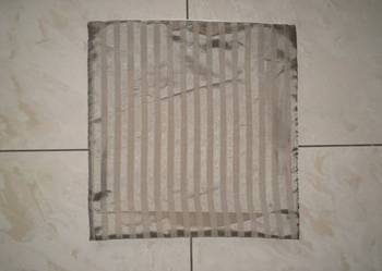 Prążkowana poszewka na poduszkę jasiek 40 x 40 cm zimny beż