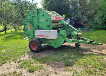 Claas Rollant 44