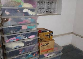 Pozostałości po handlu czapki rękawiczki skarpetki spodnie bluzy dziecięce