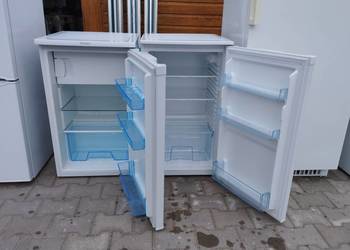 Lodówka mała z zamrazalnikiem chłodziarka