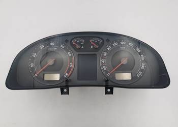 Licznik Zegary Skoda Superb 1.8T 3U0920841C 110.080.115/005
