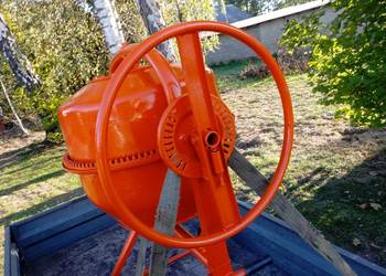 Betoniarka Tresnar 120L 2023