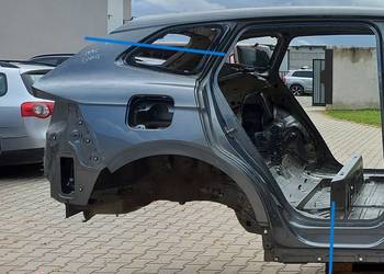 Skoda Enyaq 5LA iV60 ĆWIARTKA BŁOTNIK PRAWY TYŁ SZARY LF7C