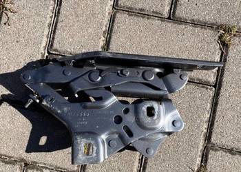 AUDI A4 B9 8W ZAWIAS MASKI LEWY 8W0823301E
