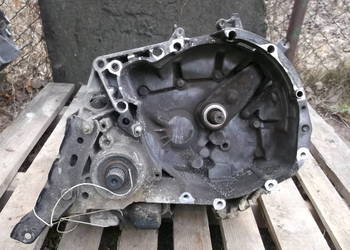 renault MEGANE 1.4 16V 99r skrzynia biegów JB3928