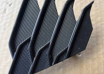 TOYOTA COROLLA E21 HB ZAŚLEPKA HAKA ZDERZAKA PRZÓD 53128-02170