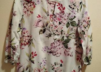 Bluzeczka firmy Zara rozmiar s