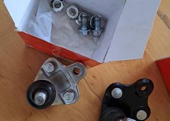 Sworznie wahaczy do toyota avensis T25