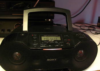 Radioodtwarzacz Sony ZS-RS70BTB CD/MP3/audio IN/USB Bluetooth DAB+