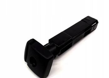 VOLVO C30 S40 V50 tuleja tylnego zaglowka OE 39811412