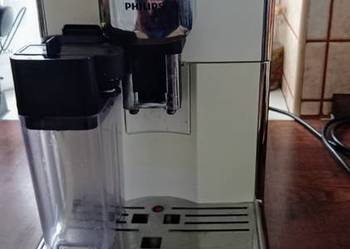 Ekspres do kawy Philips LatteGo 5000 biały