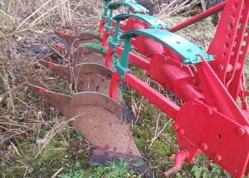 Pług Kverneland 4 skibowy