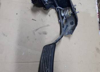 Potencjometr pedał gazu Avensis T25