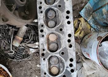 Głowica do żuka górnozaworowy