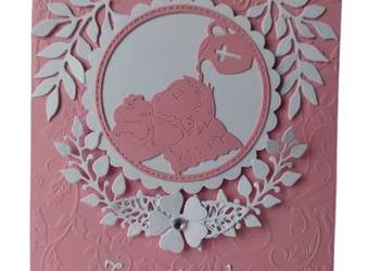 ZAPROSZENIA CHRZEST ŚWIĘTY DZIECKO NA PODUSZCE W SERWETCE K4 RÓŻ