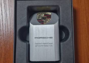 Przycisk do papieru Porsche.Oryginał.Gratka dla kolekcjonera.