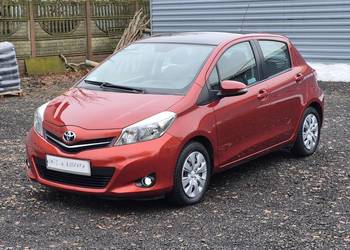 Toyota Yaris 1.3benz * kamera * Panorama *Bezwypadkowy *