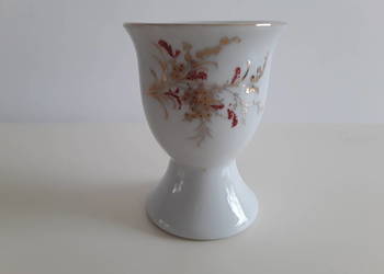 Porcelanowy kieliszek na jajko