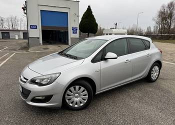Opel Astra 1.4 BENZYNA Klimatronik Nawigacja Tempomat Ledy AUTOMAT