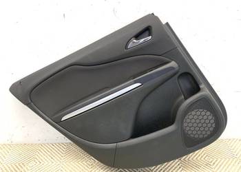 BOCZEK DRZWI LEWY TYŁ OPEL ZAFIRA C Minivan TAPICERKA