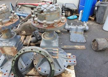 ZWOLNICA NEW HOLLAND 8870 A