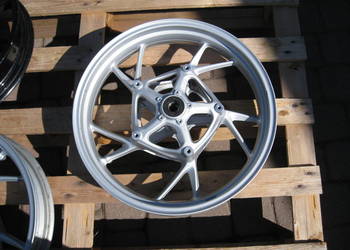 BMW R1200RT K52 14-16 F800GT FELGA PRZÓD KOŁO