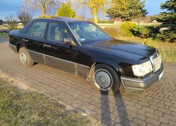 Mercedes 124. 2,0 . Diesel 75 koni. Skrzynia 5
