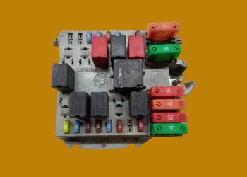 SKRZYNKA BEZPIECZNIKÓW 51742419 Alfa Romeo GT I (2003-2010) SKRZYNKA BEZPIECZNIKÓW 51742419 Alfa Romeo GT I (2003-2010)